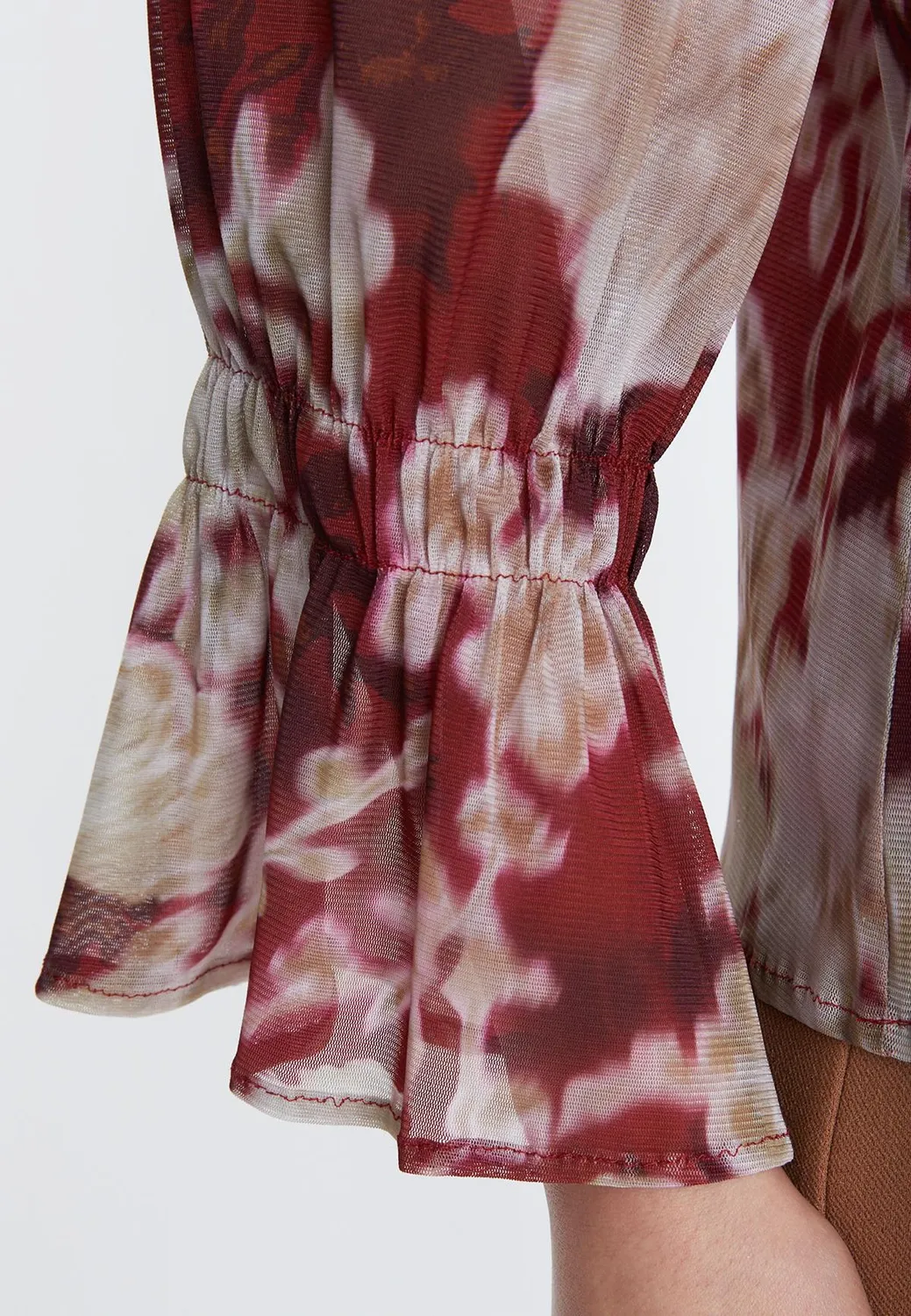 Ana Alcazar Sunea top blusa rossa fiori ufficio