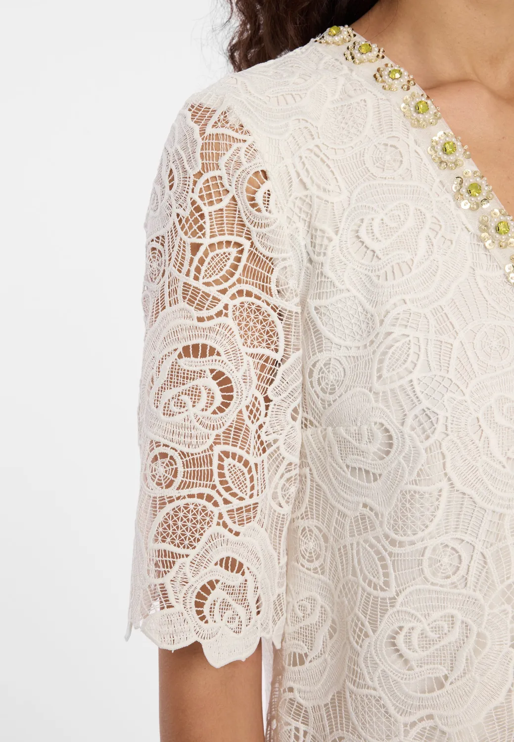 Ana Alcazar Daeva abito pizzo bianco scollo V