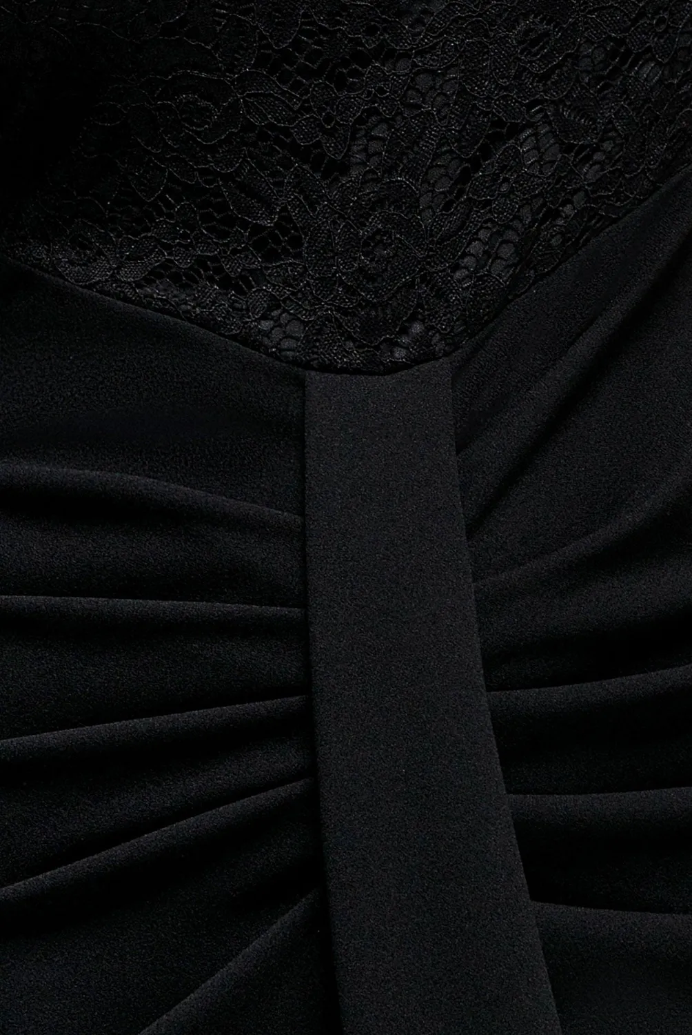 Goddiva Lace High Neck abito maxi nero manica lunga
