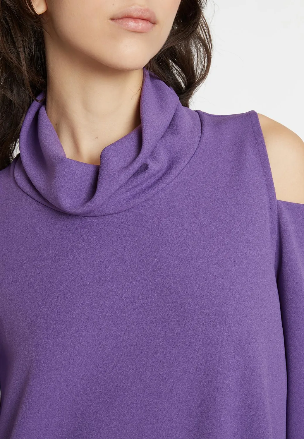 Ana Alcazar Okara abito corto viola con cut-out