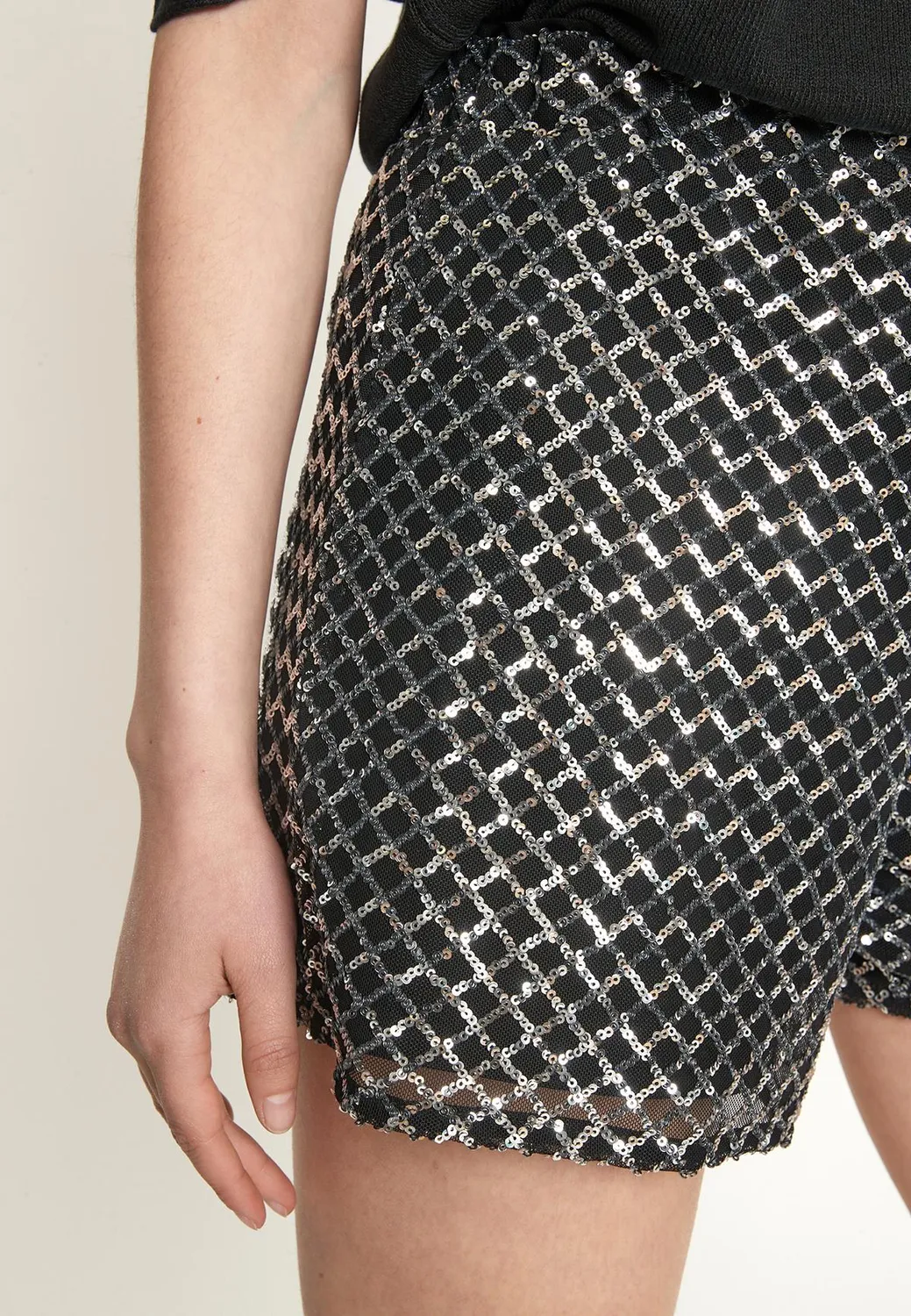 Ana Alcazar Night-Out Odymi shorts paillettes corti