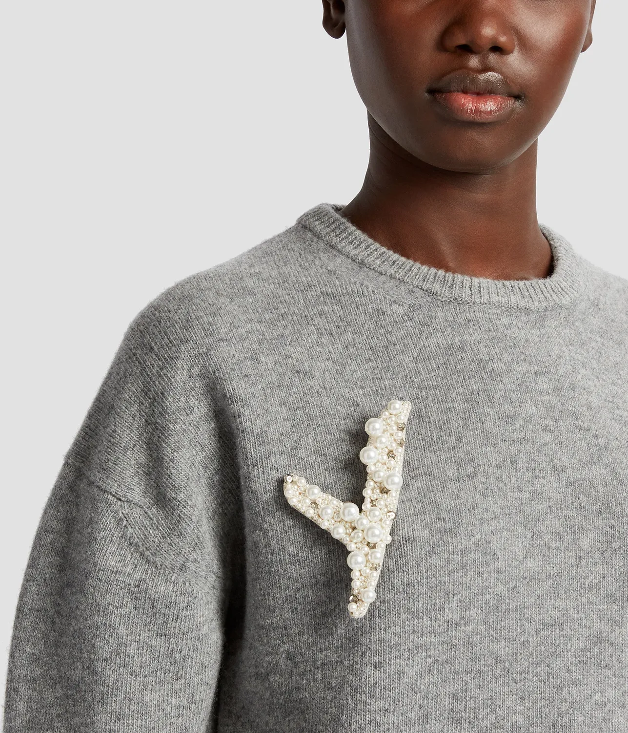 Erdem Pearl Alphabet Brooch Y spilla lettera Y perle