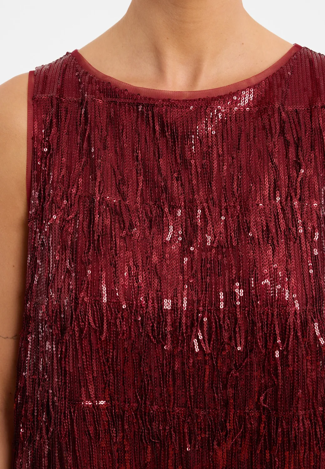 Ana Alcazar Cebi abito paillettes bordeaux frange