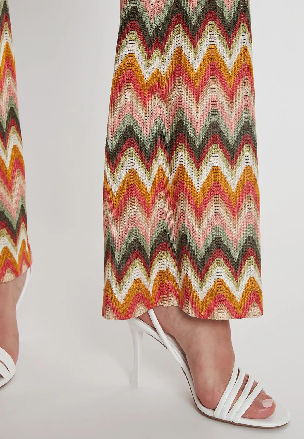 Ana Alcazar Poely pantaloni maglia marrone zigzag