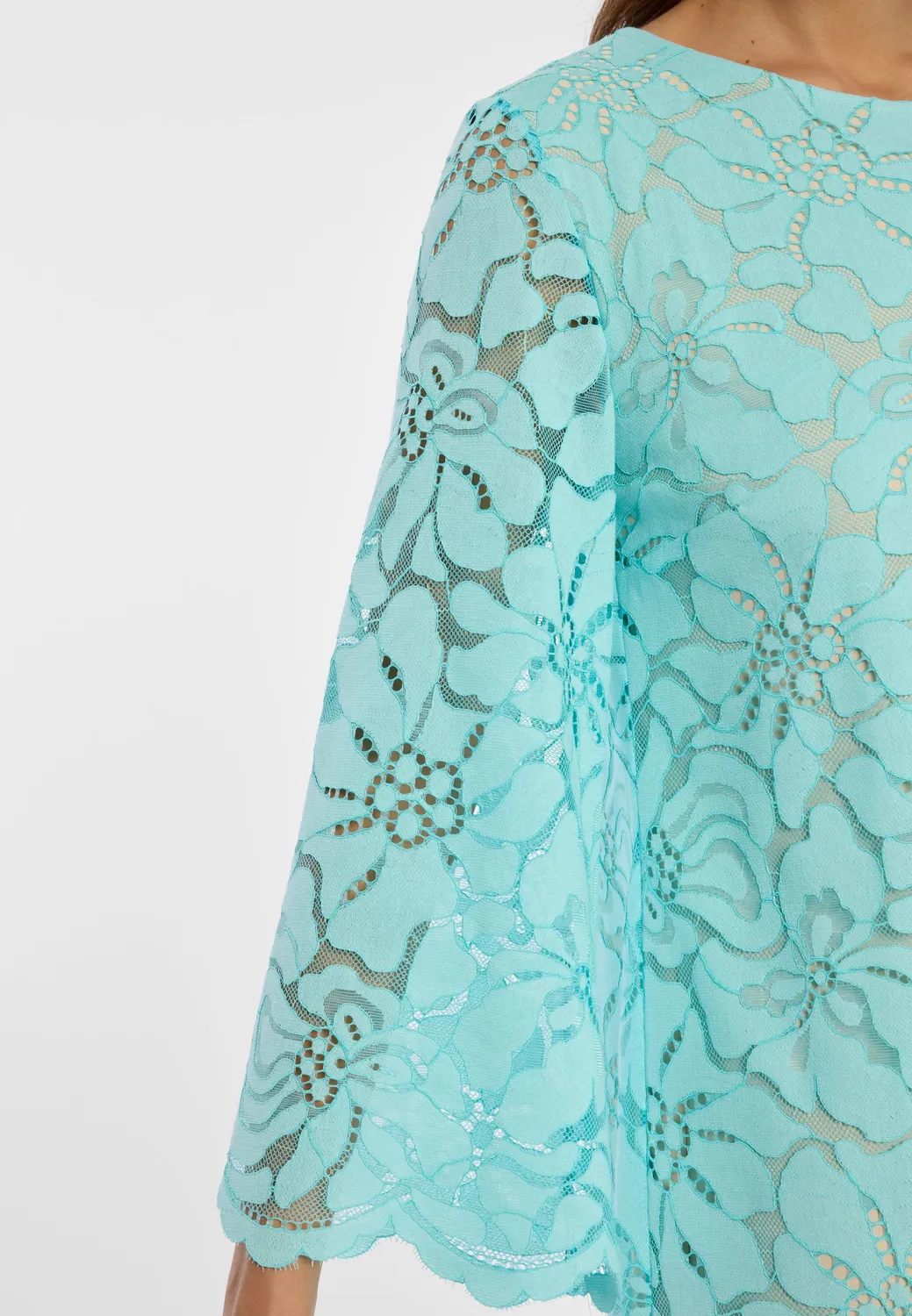 Ana Alcazar Dalra abito tunica acquamarina in pizzo