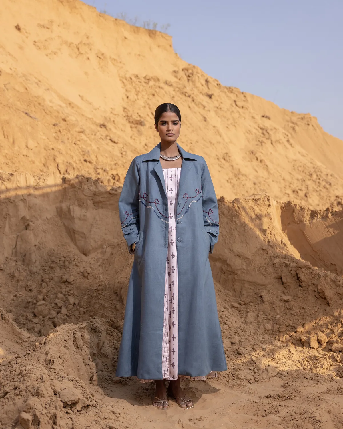 Our Dve Chrono Dress abito lungo Desert Sand modal