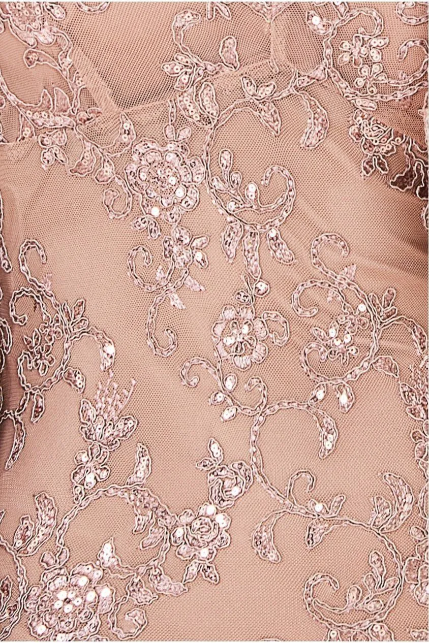 Goddiva Scalloped Lace abito lungo pizzo champagne