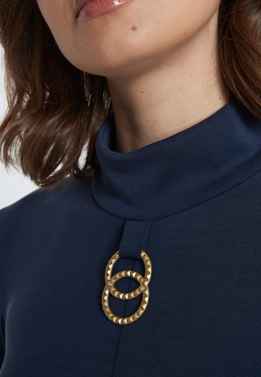Ana Alcazar Semira top blu jersey collo alto