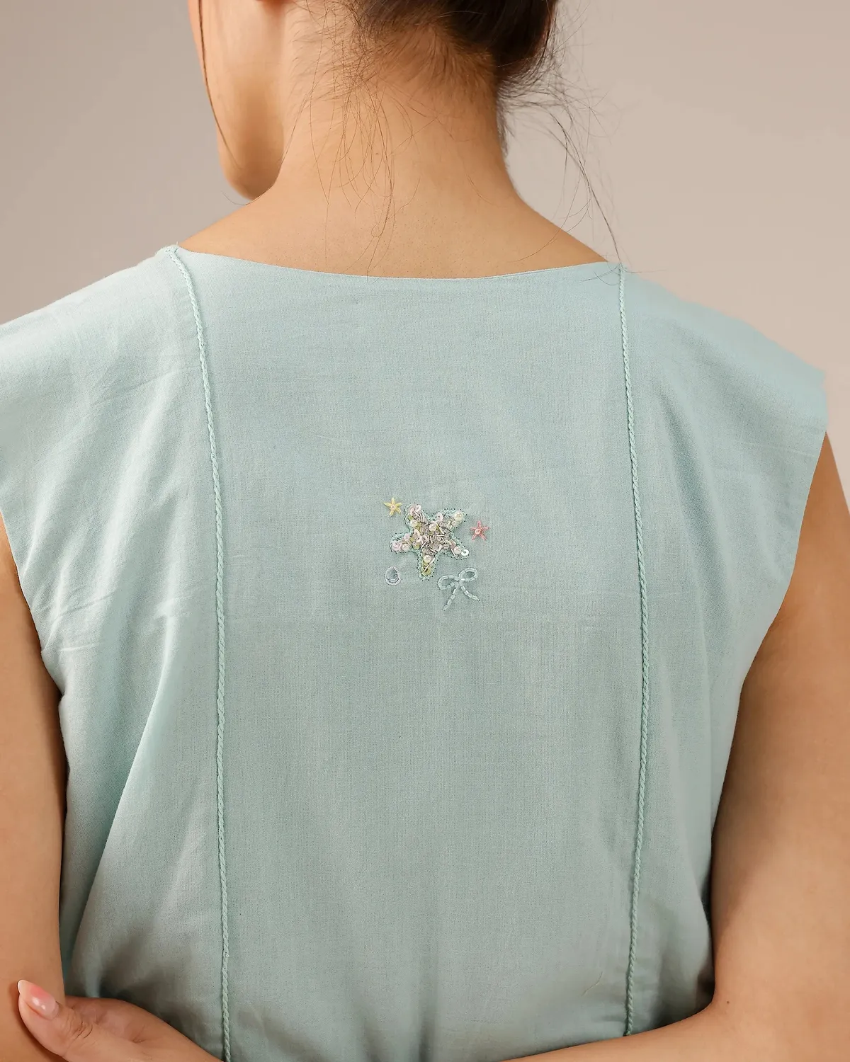 Our Dve Blush Pearl abito midi azzurro scollo a V cotone