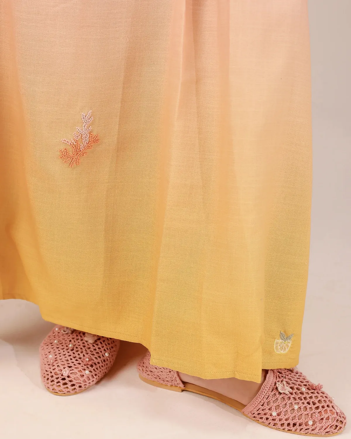 Our Dve Berry Breeze completo rosa giallo lino