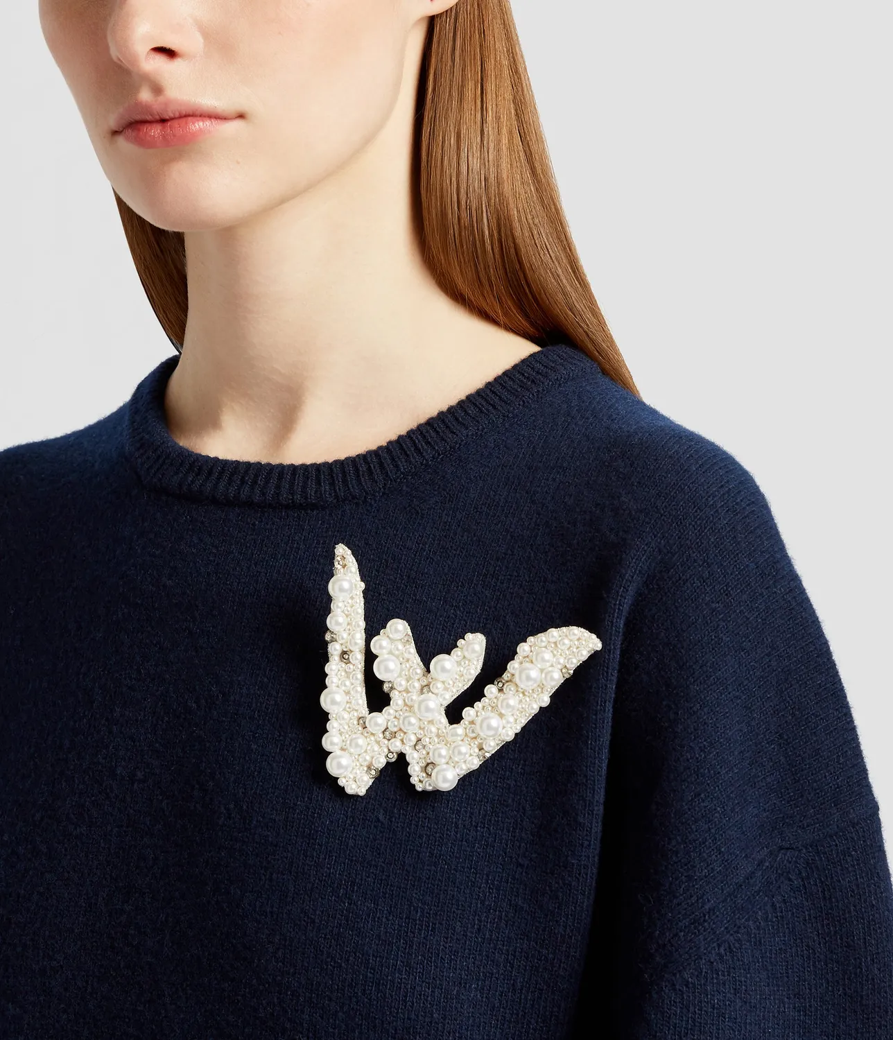 Erdem Pearl Alphabet Brooch W spilla lettera W perle