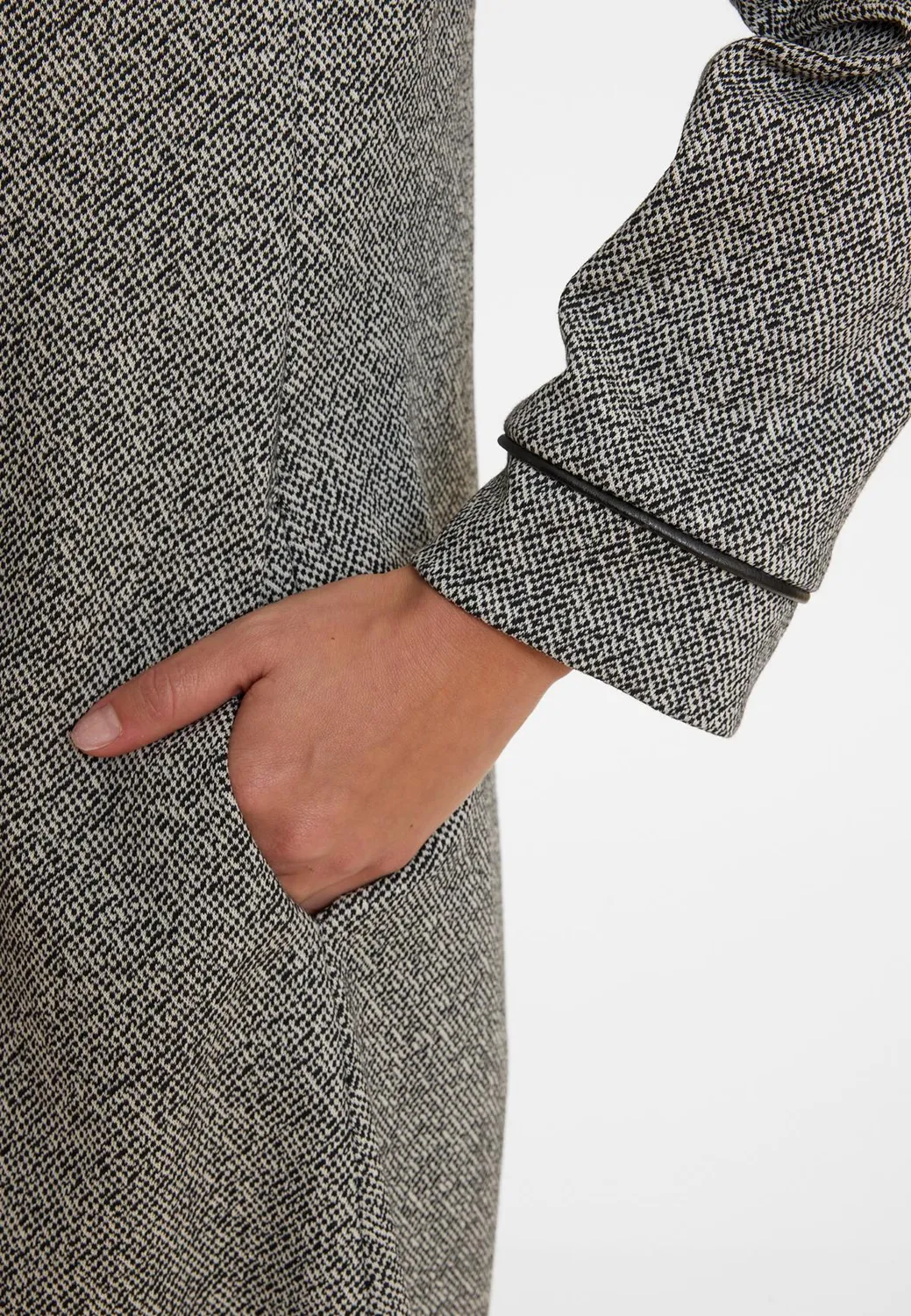 Ana Alcazar Emany abito tweed svasato ufficio