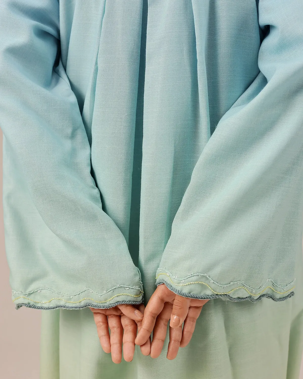 Our Dve Breeze Pop abito lino sfumato azzurro verde