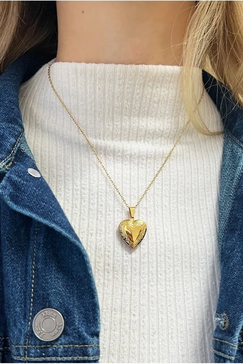 SVNX Large Heart Locket Collana Cuore Oro Acciaio