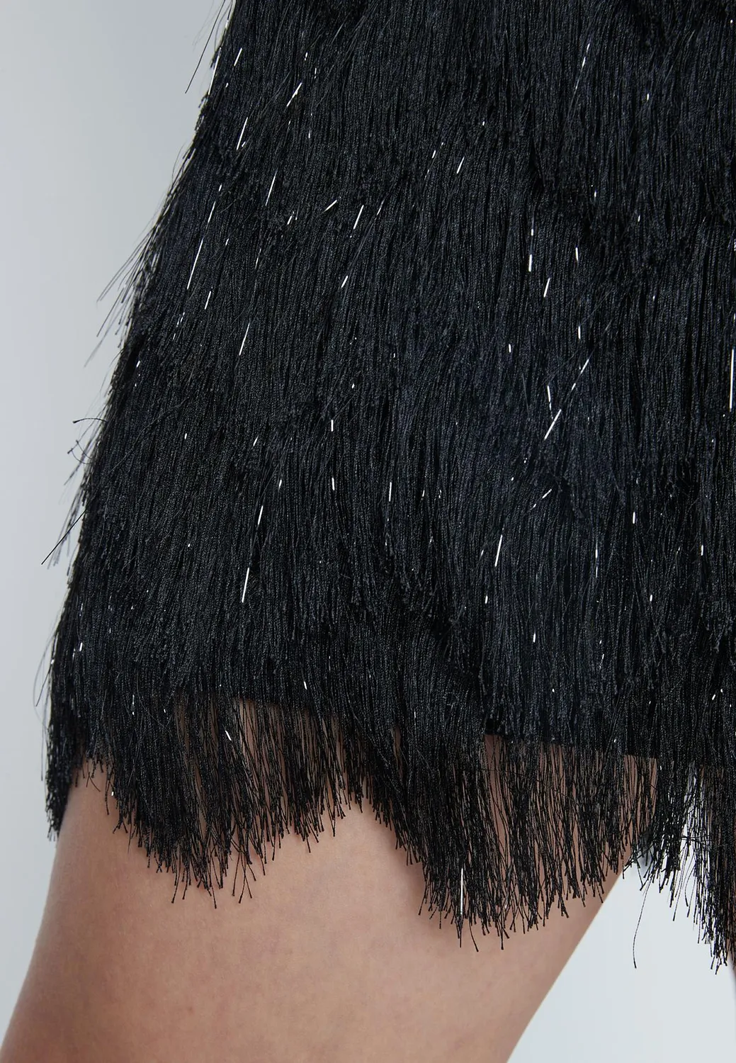 Ana Alcazar Macy abito corto nero frange sera