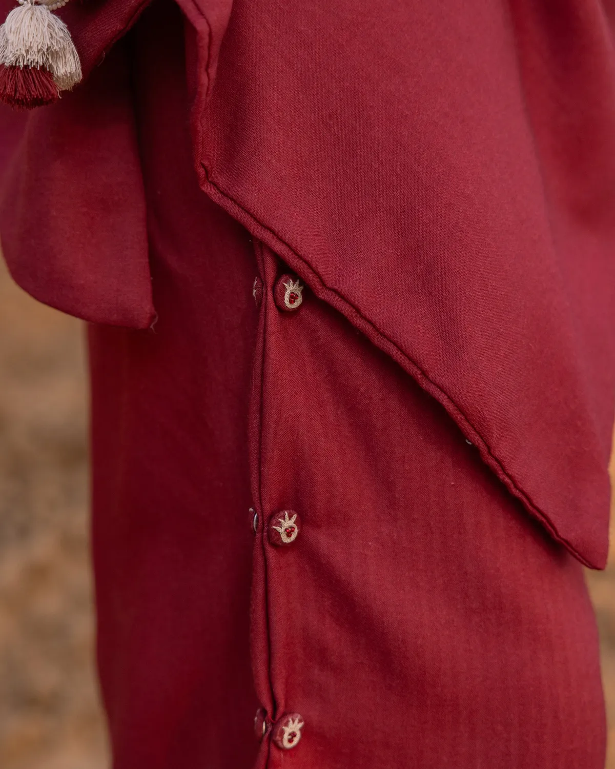 Our Dve Strukt pantaloni bordeaux tulipano