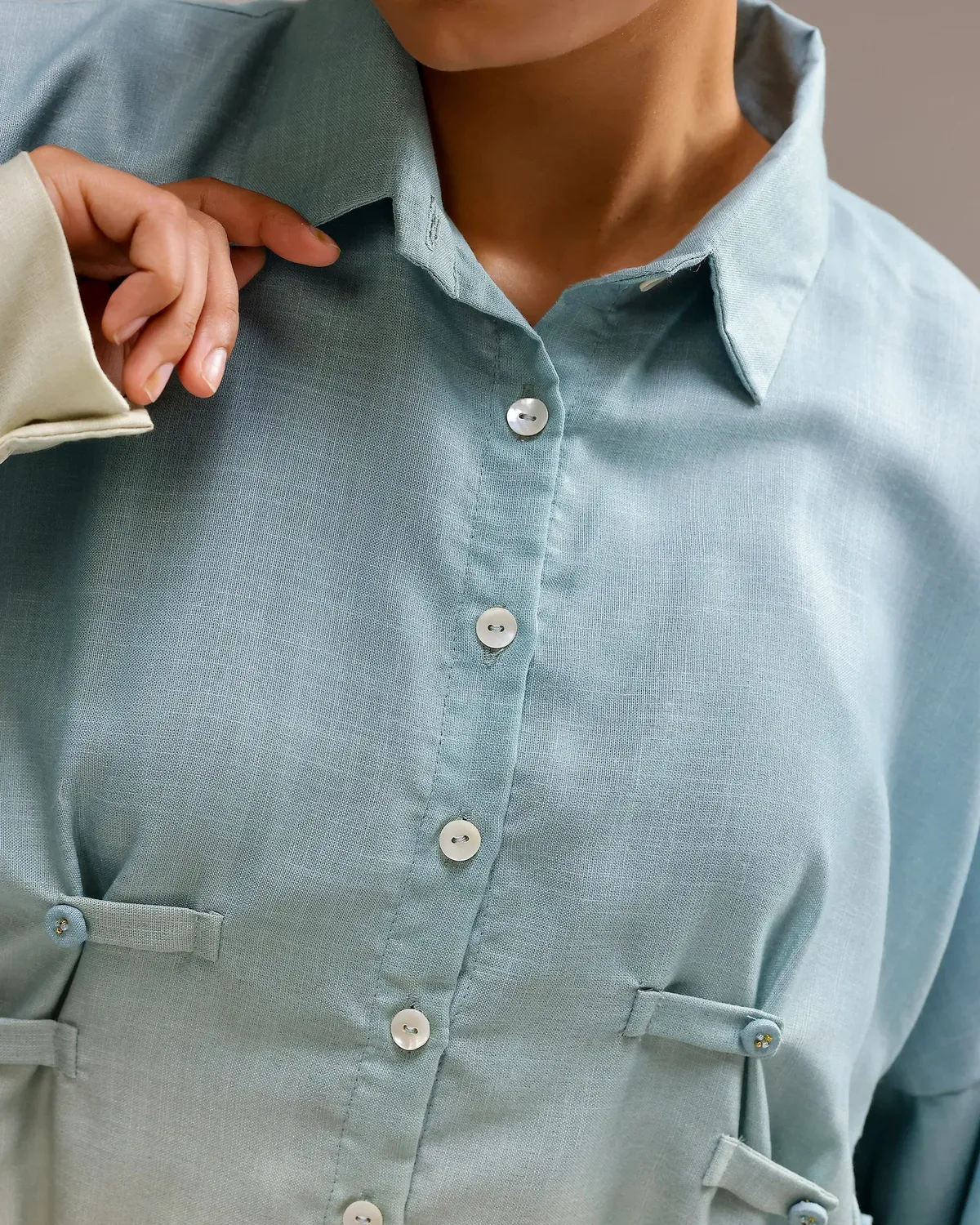 Our Dve Ocean Mist camicia lino avorio sfumata