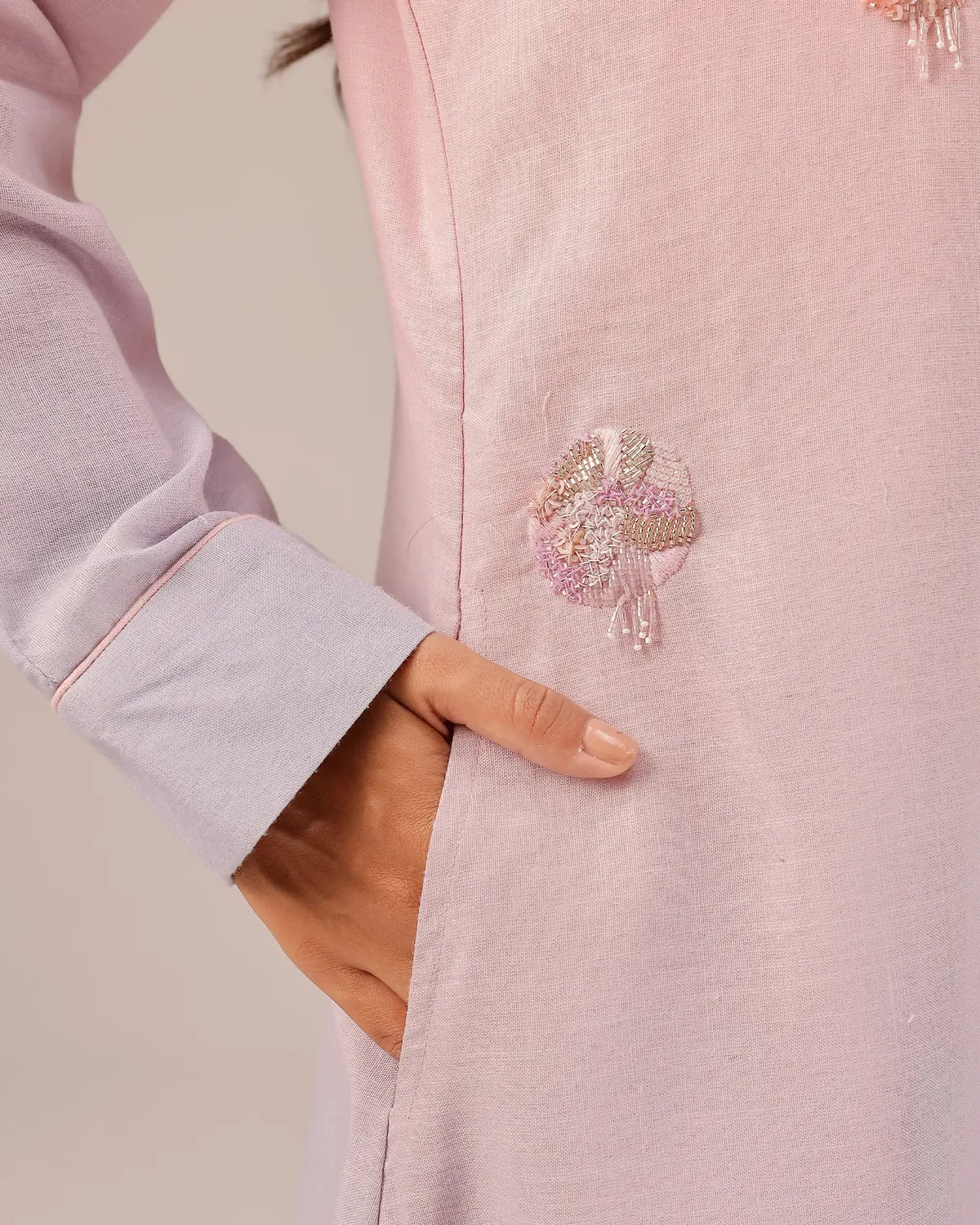Our Dve Ocean Dusk completo abito giacca rosa azzurro