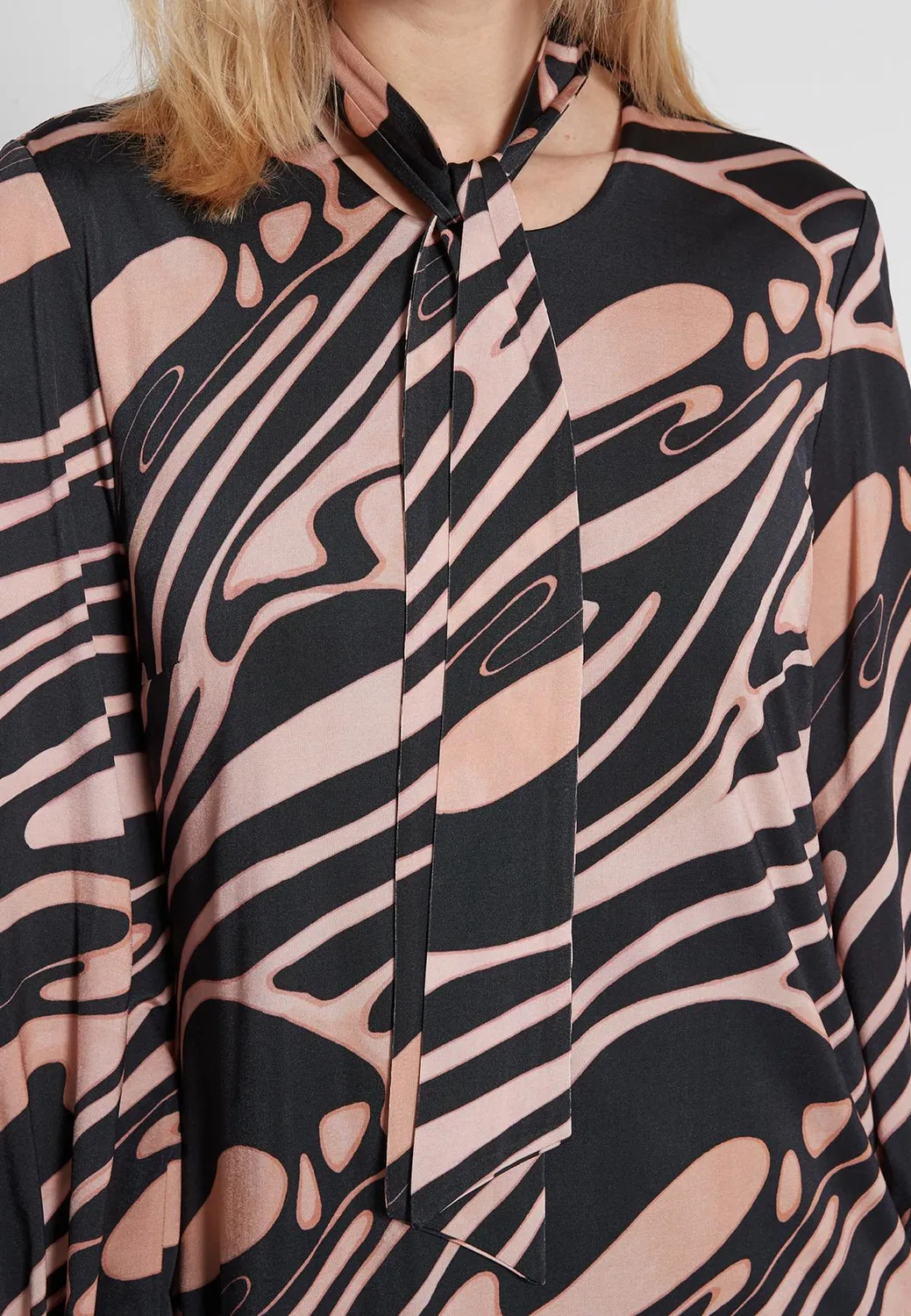 Ana Alcazar Hidana abito camicia fantasia linea A