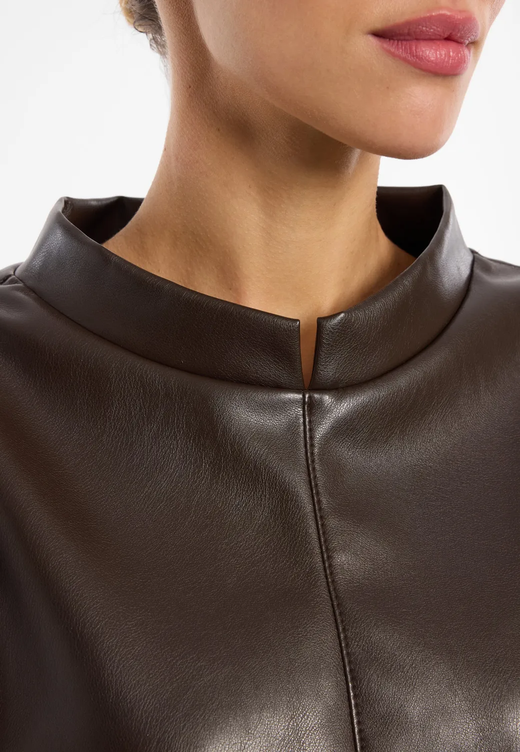 Ana Alcazar Enyras blusa ecopelle marrone espresso