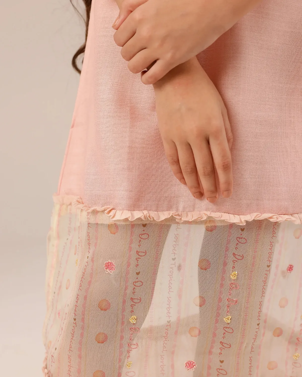 Our Dve Palm Whisper Dress abito bambina giallo rosa lino