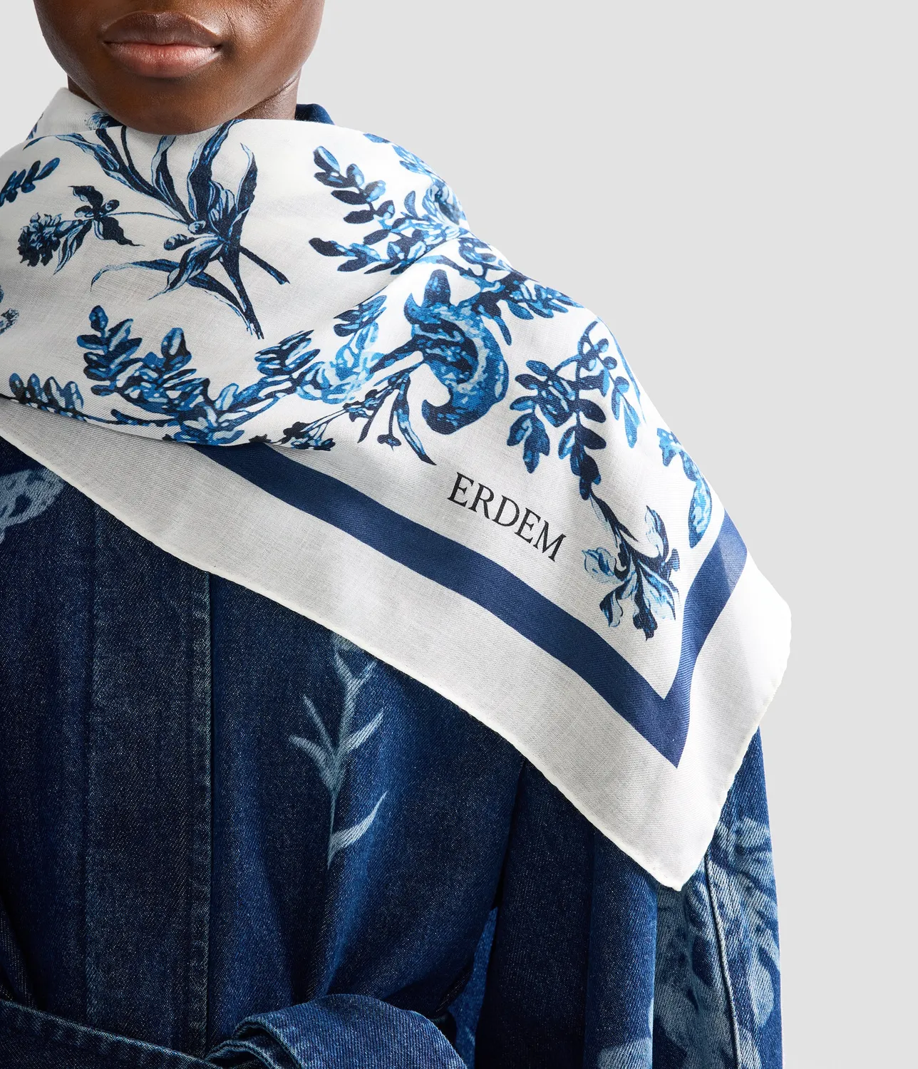 Erdem Printed foulard seta blu 135 cm