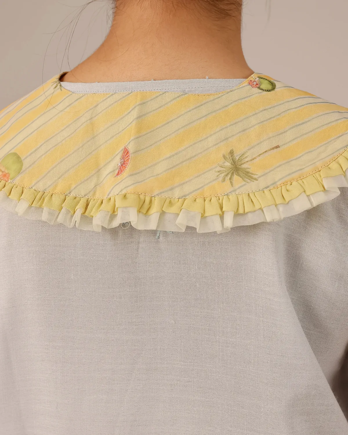 Our Dve Coconut Crush vestito lino grigio smanicato