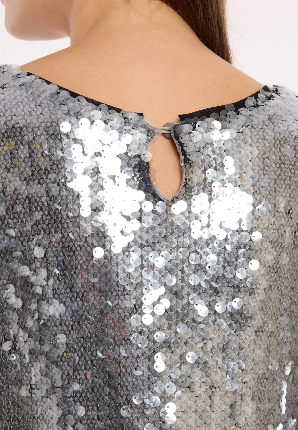 Ana Alcazar Abda abito paillettes argento corto